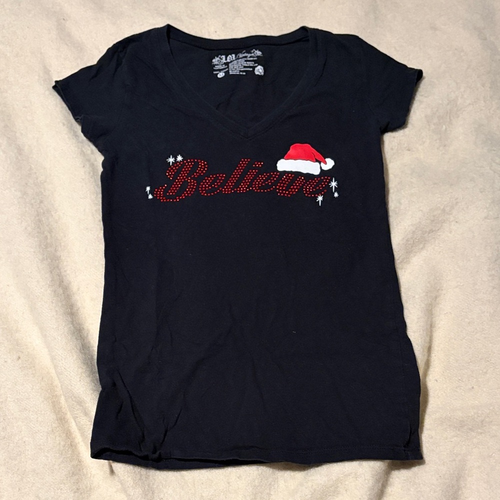Black holiday V-neck shirt